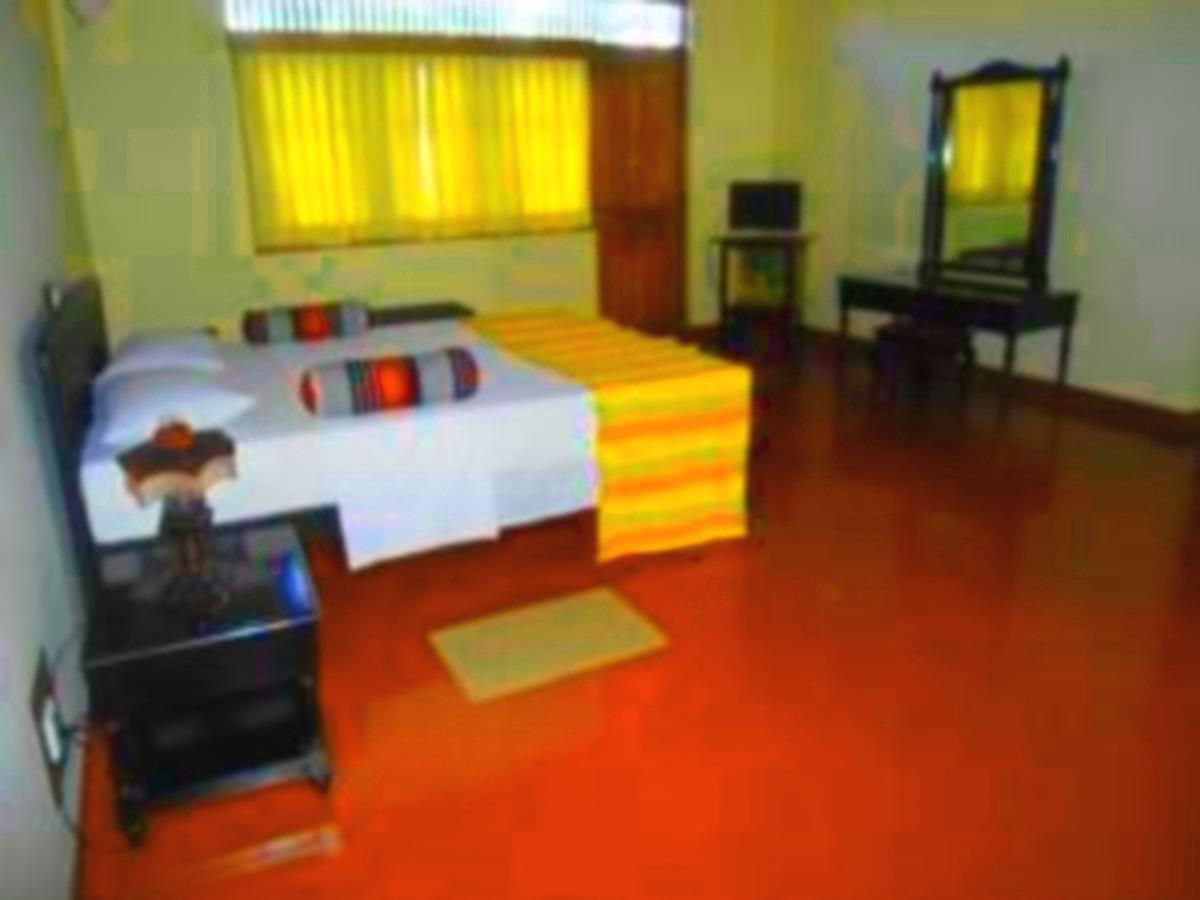 Zen Rooms Modern City Inn Negombo Buitenkant foto