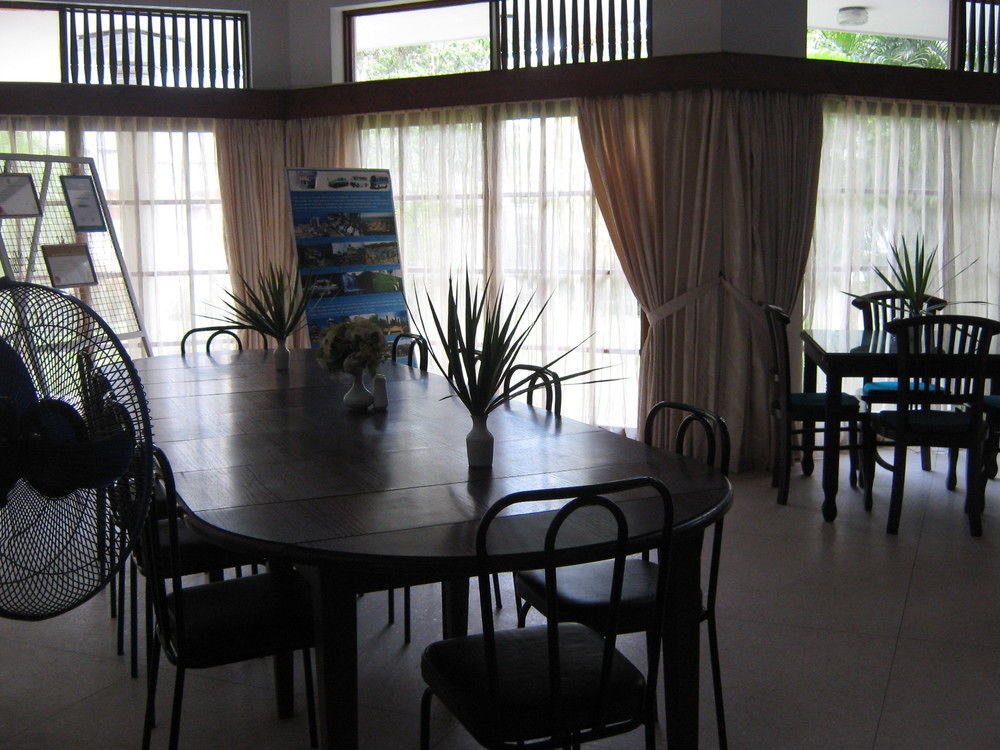 Zen Rooms Modern City Inn Negombo Buitenkant foto
